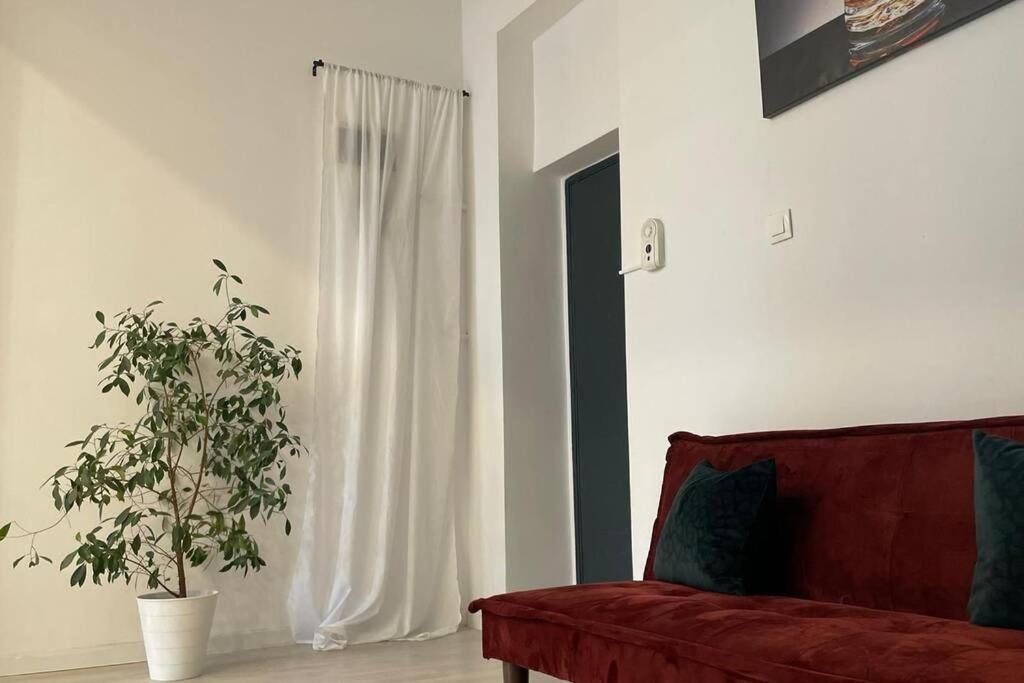 Апартаменты Outstanding 3Br Ultracentral Cityview Balcony Aaa Бухарест Экстерьер фото