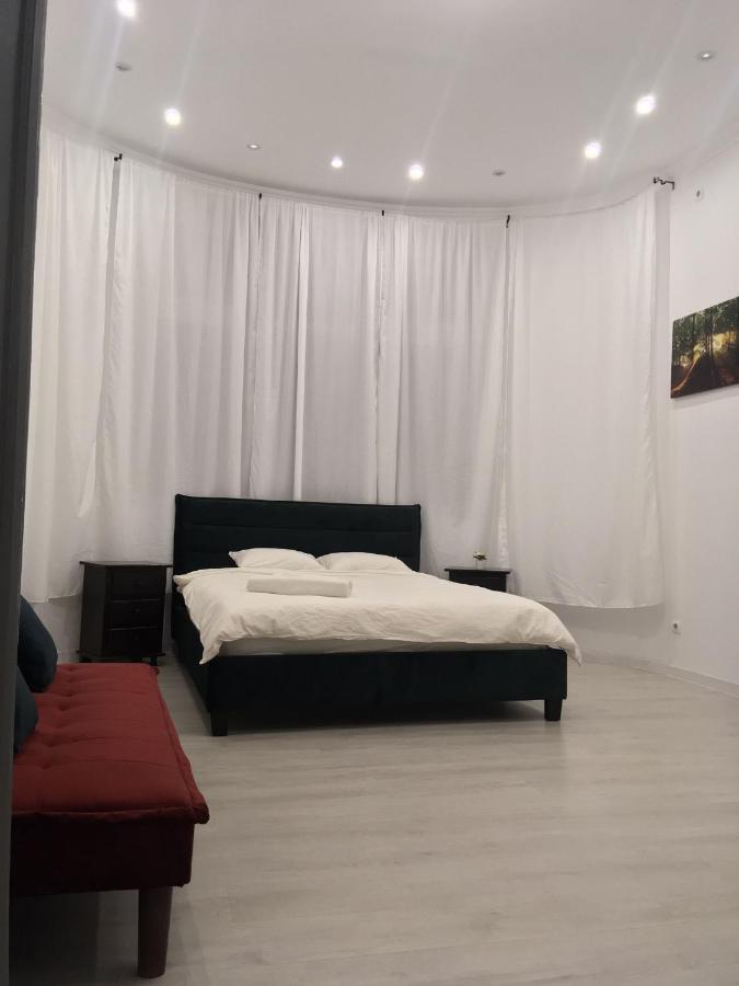 Апартаменты Outstanding 3Br Ultracentral Cityview Balcony Aaa Бухарест Экстерьер фото